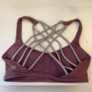 Lululemon Free to Be Bra